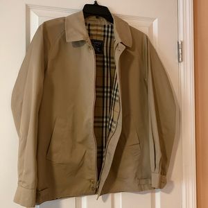 Burberry men’s jacket sz Lg